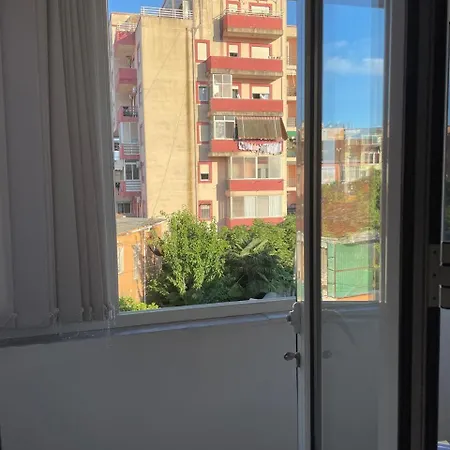 Old Post דירה שקודר